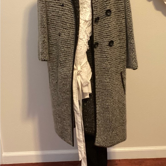 Anne Fontaine lace blouse. - Picture 3 of 8